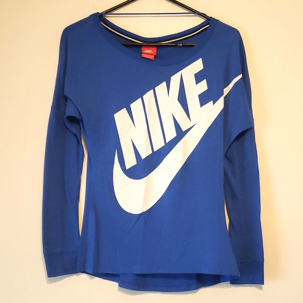 Nike Women’s XS Long Sleeve Blue Big White Logo Tee Shirt